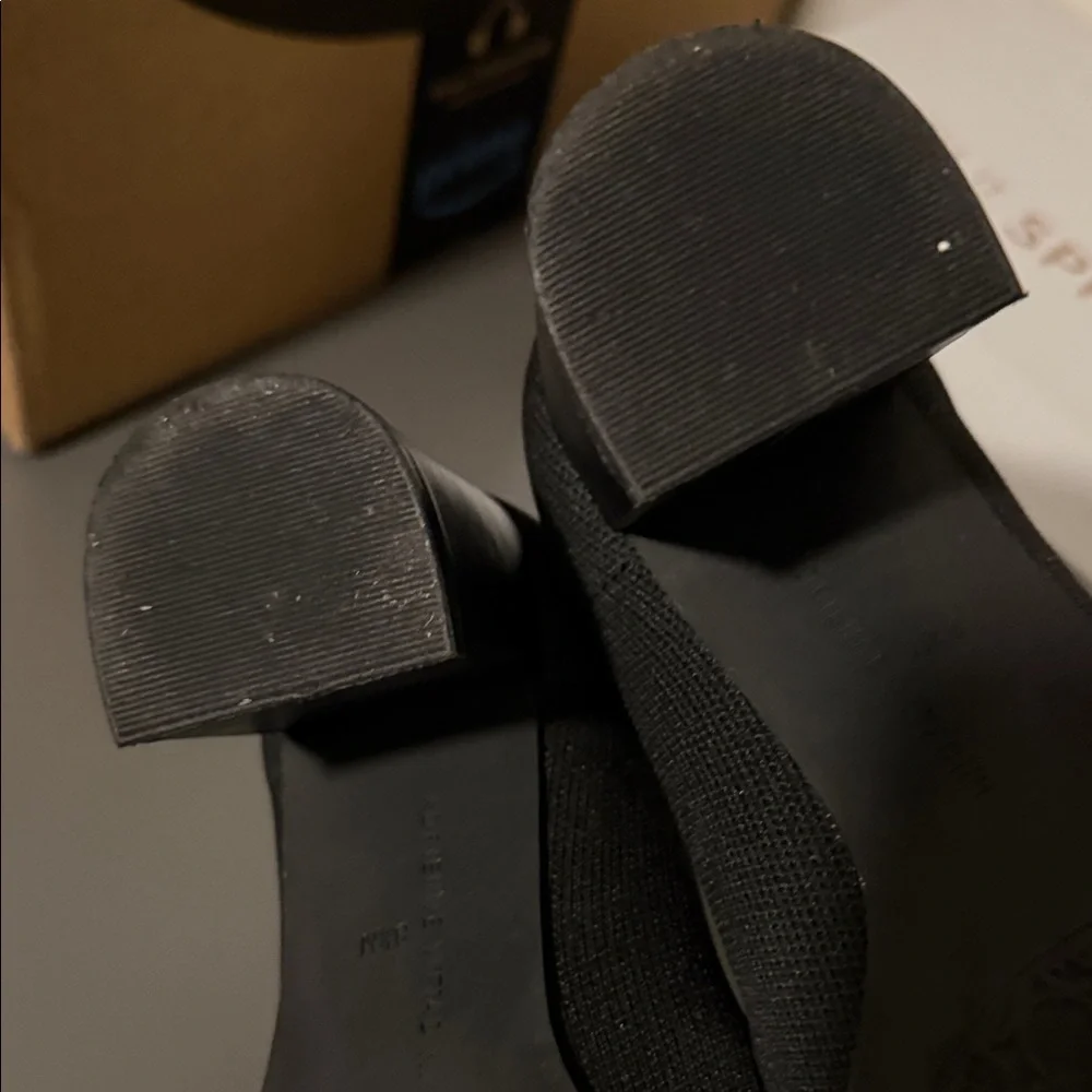 Adrienne Vittadini Black Knit Block Heel Loafer Pumps - Picture 5 of 7